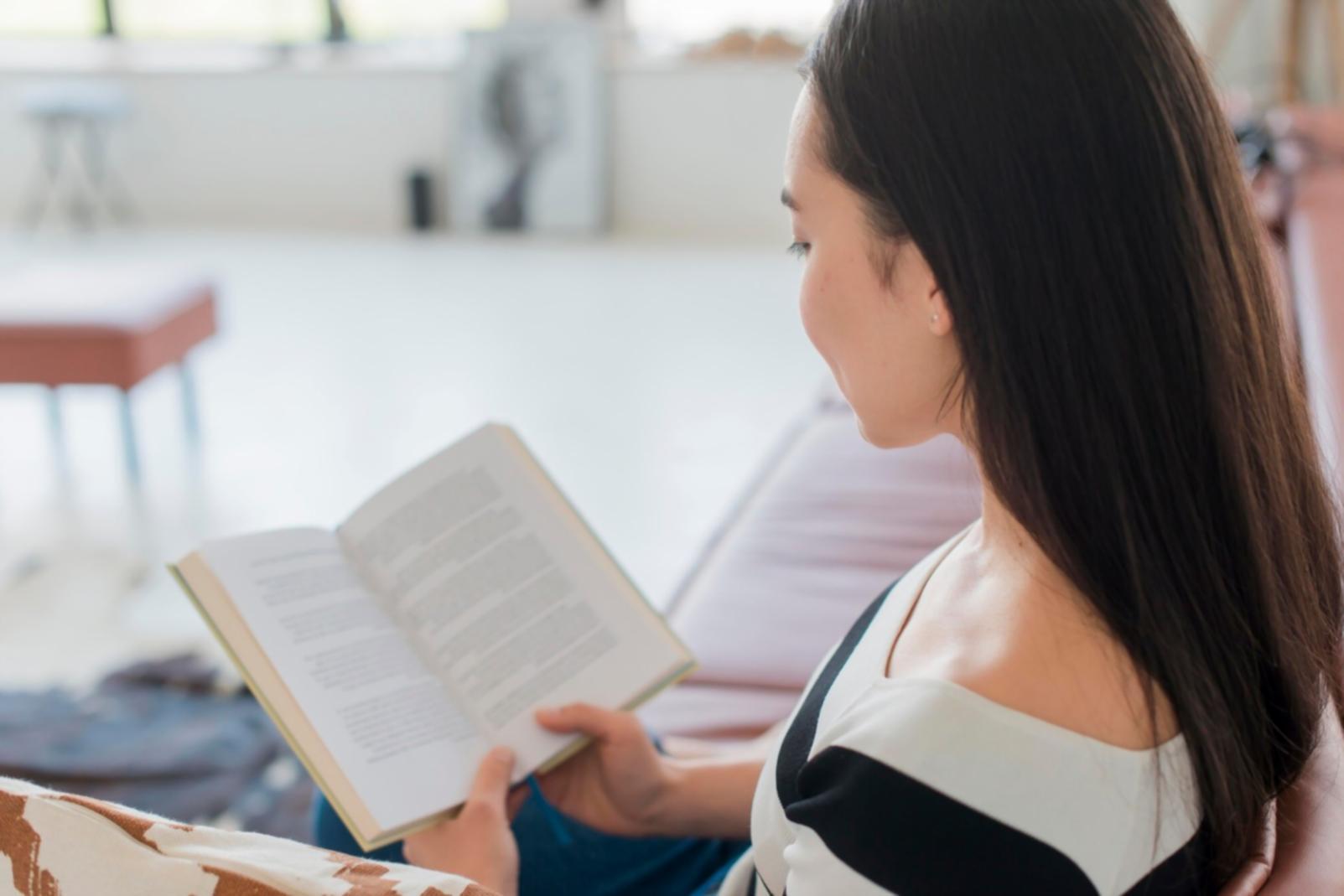 Group discussion about cash flow management techniques